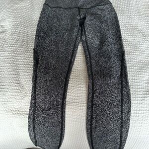 Lululemon Black and White Patterned Leggings